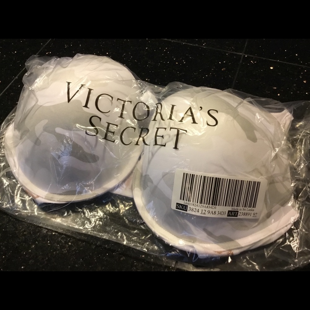NWT VS PINK Camoflauge Bra